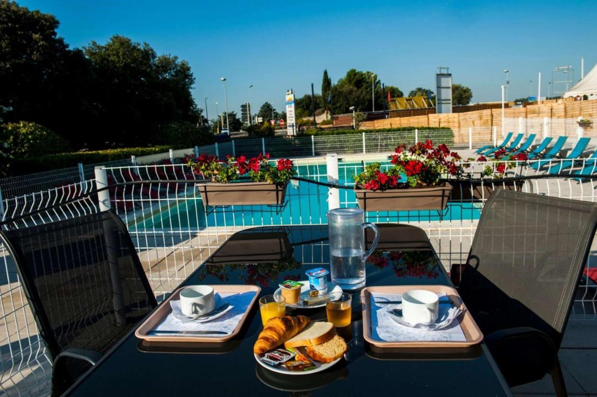 Sure Hotel By Best Western Nimes Est Εξωτερικό φωτογραφία