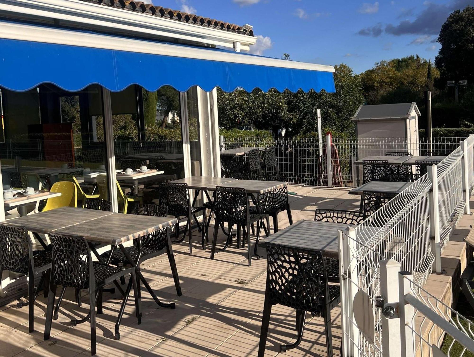 Sure Hotel By Best Western Nimes Est Εξωτερικό φωτογραφία
