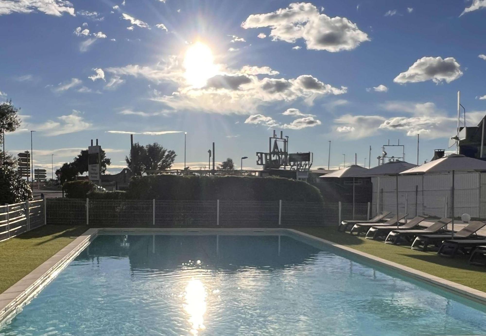 Sure Hotel By Best Western Nimes Est Εξωτερικό φωτογραφία
