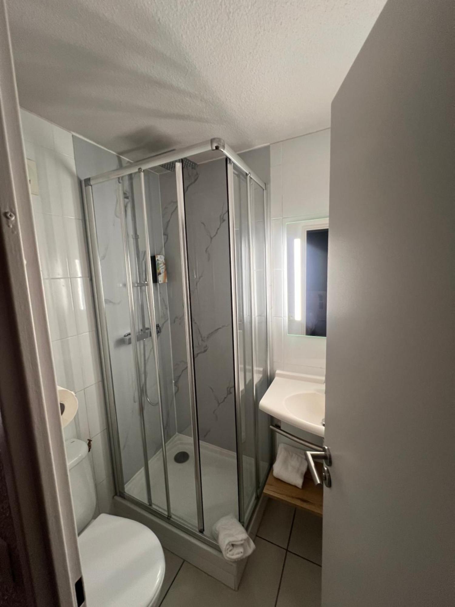 Sure Hotel By Best Western Nimes Est Εξωτερικό φωτογραφία