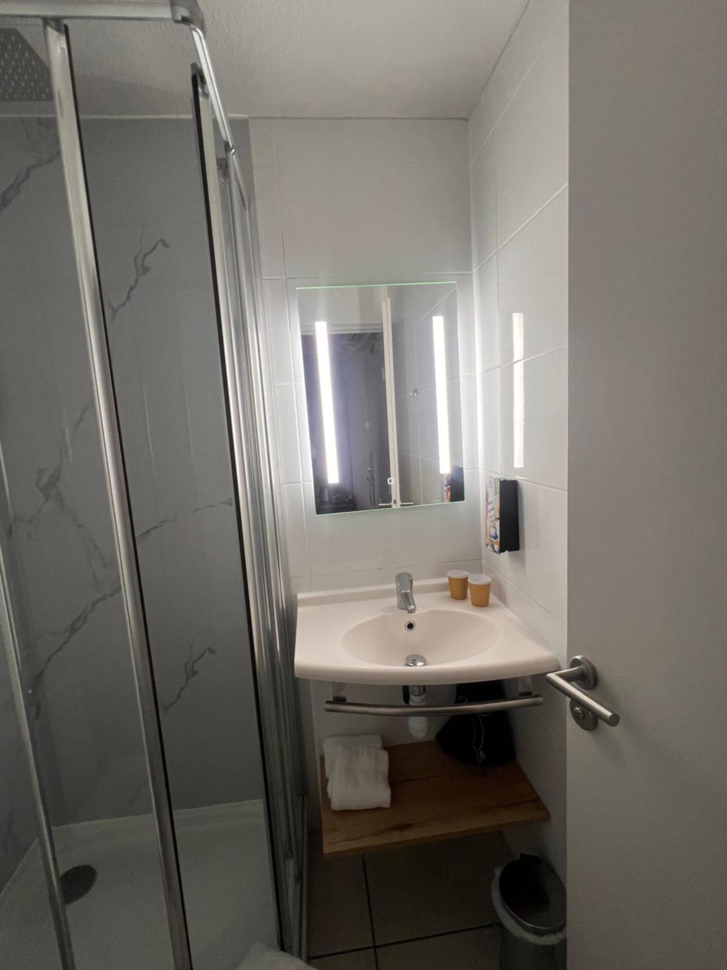 Sure Hotel By Best Western Nimes Est Εξωτερικό φωτογραφία